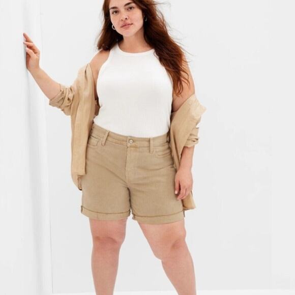 GAP Cheeky Midi Short High Rise Cuffed button fly Khaki jean shorts 35/20R NWTs - Picture 1 of 7